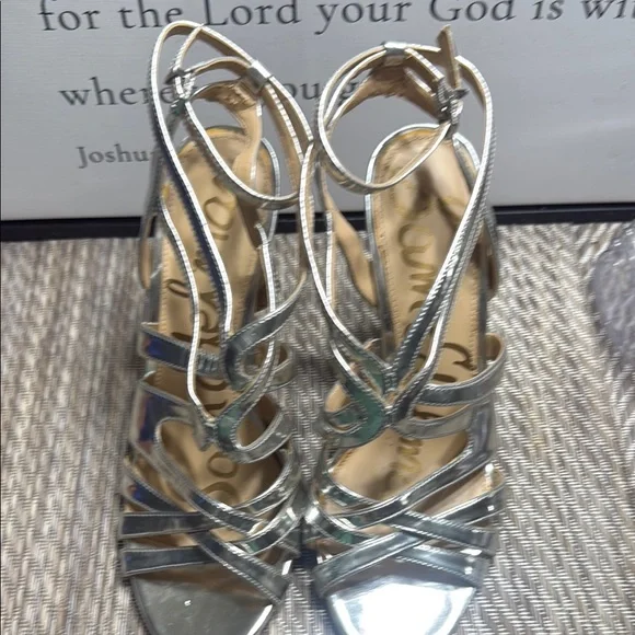Sam Edelman Silver Strappy Heels Women SZ 8 Box 1 - Picture 4 of 7